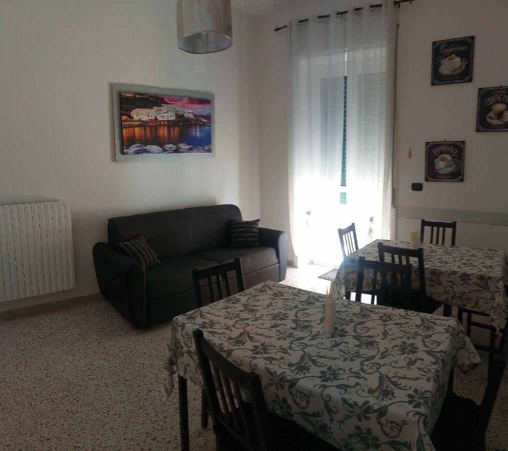 B&B Malaga Salerno Kültér fotó